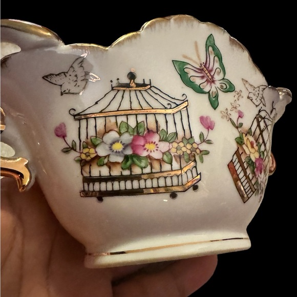 Hand Painted Ardalt Japan #6388 - 1950s -Butterfly & Birdhouse trinket vintage - Picture 3 of 9
